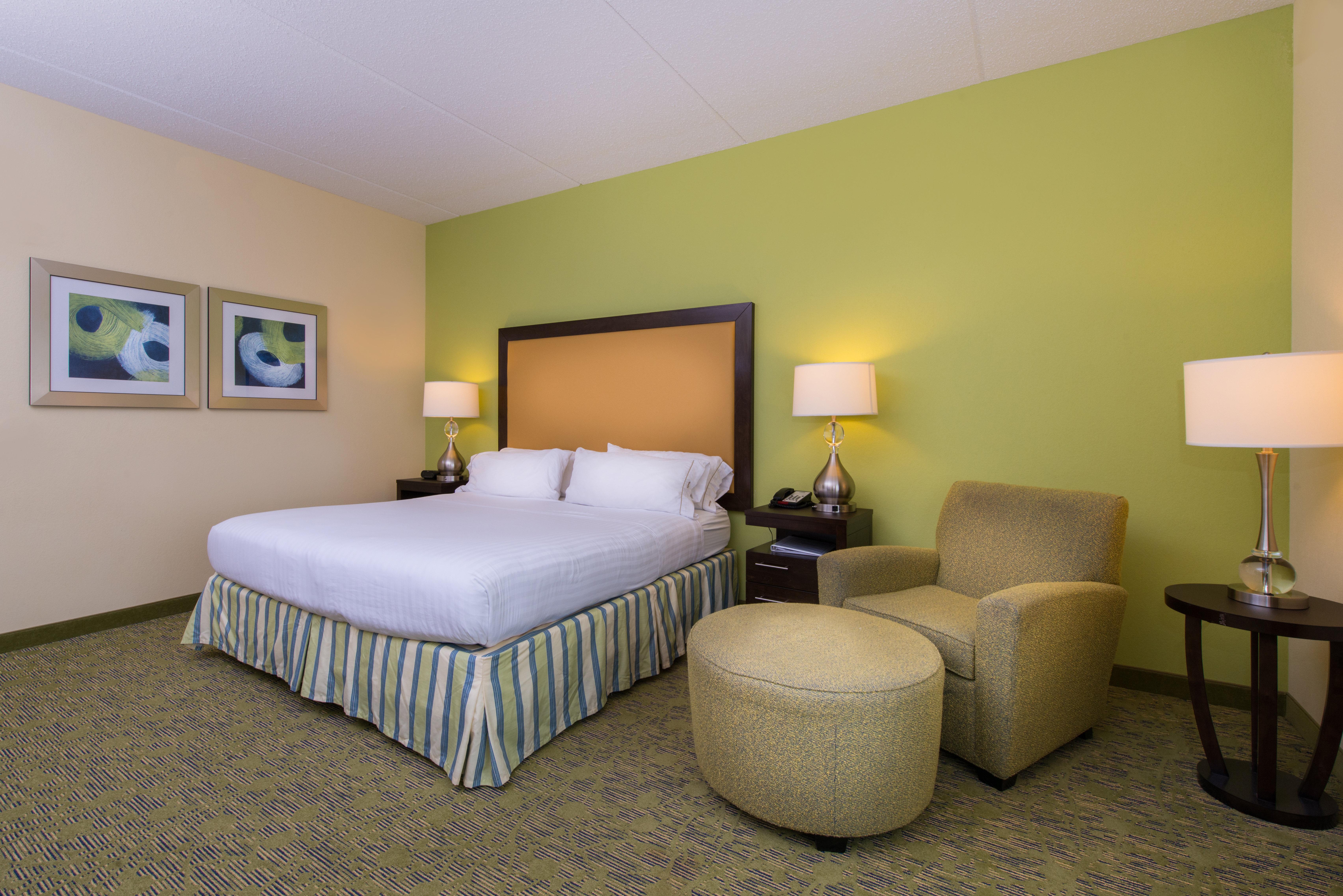 Hotel Express And Dickson By Ihg Dickson City