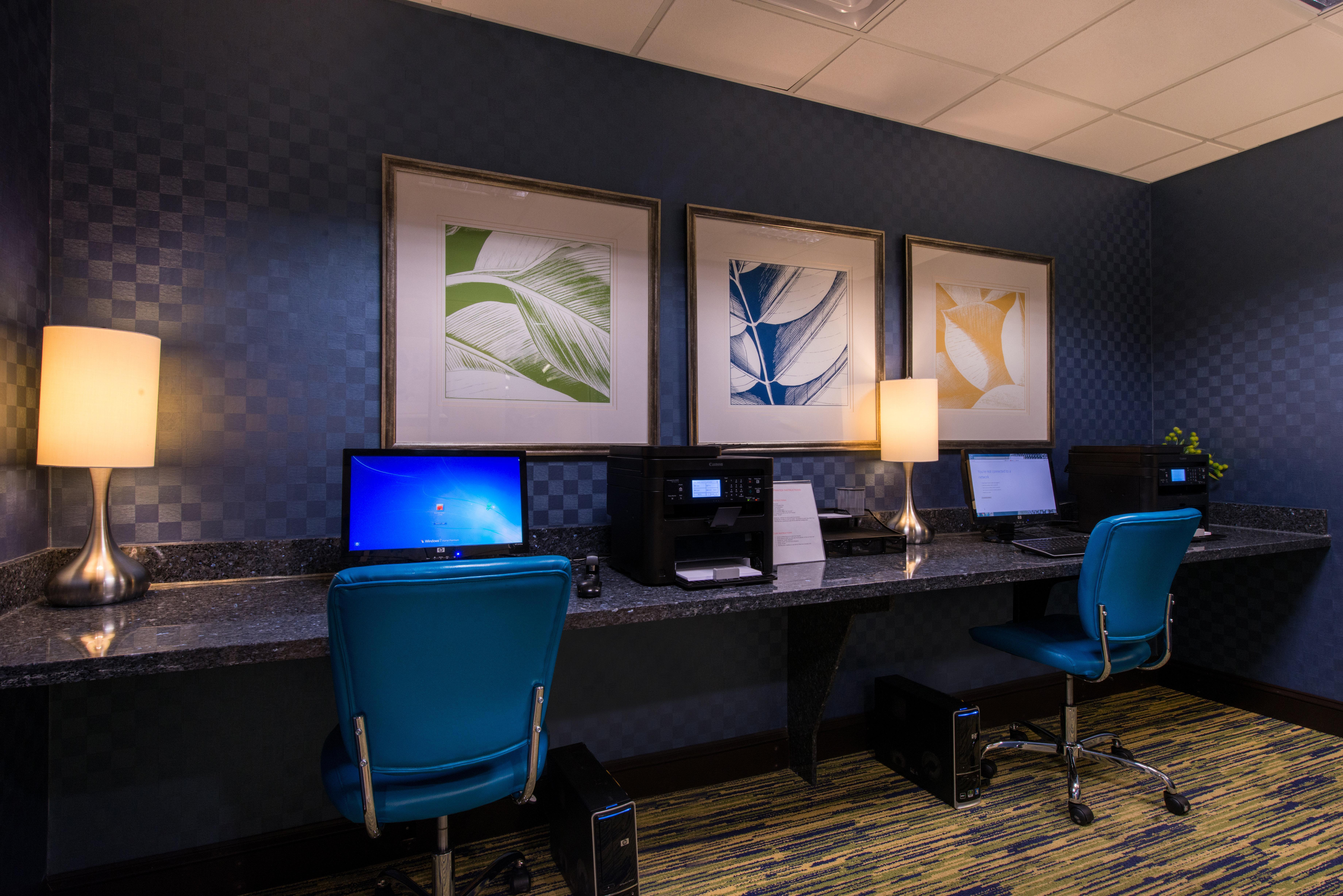 Hotel Express And Dickson By Ihg Dickson City