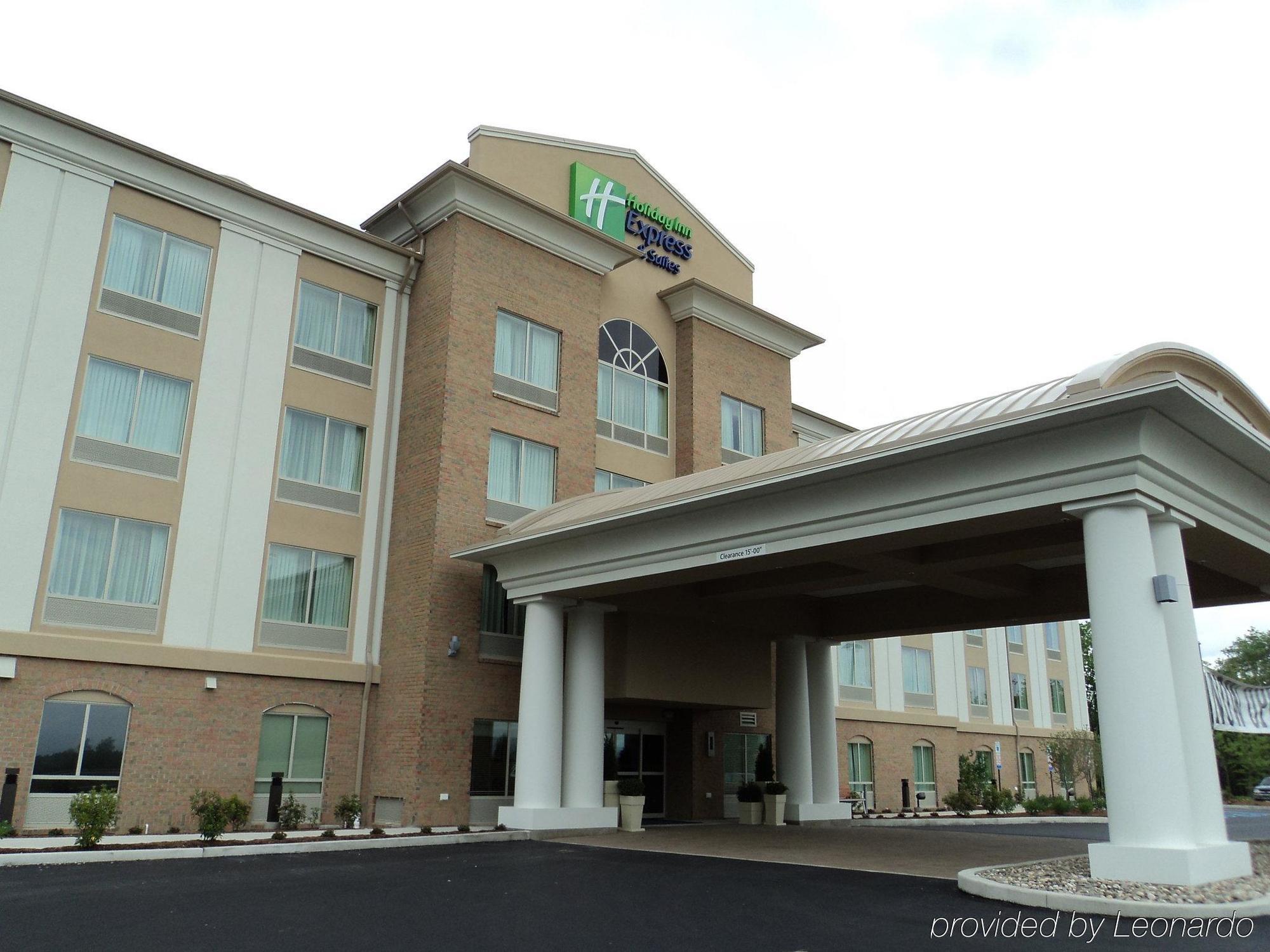 Express And Dickson By Ihg 2*